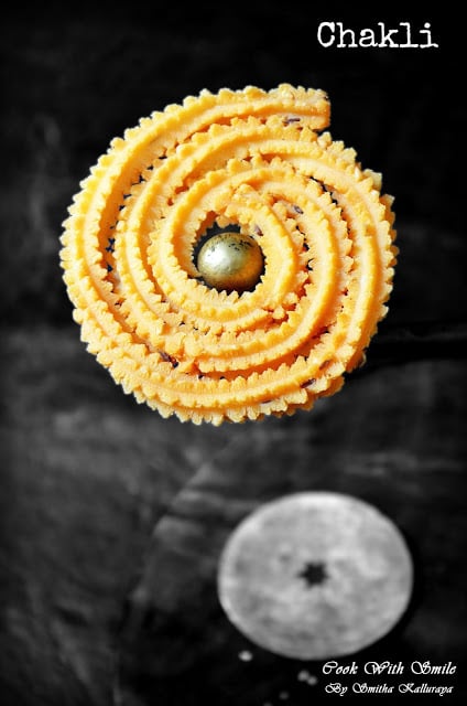 rice flour chakli