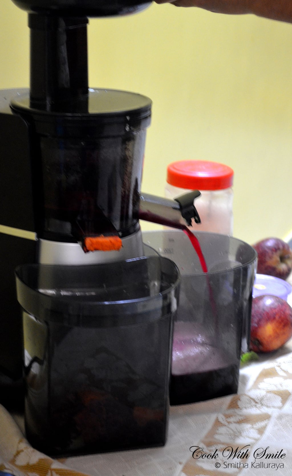 how to make juices in Kent cold pressed juicer