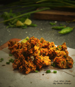 spring onion pakoda