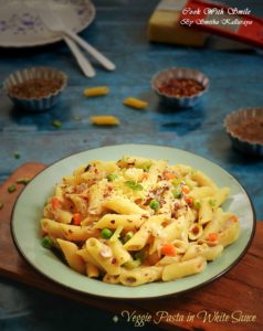 pasta in white sauce